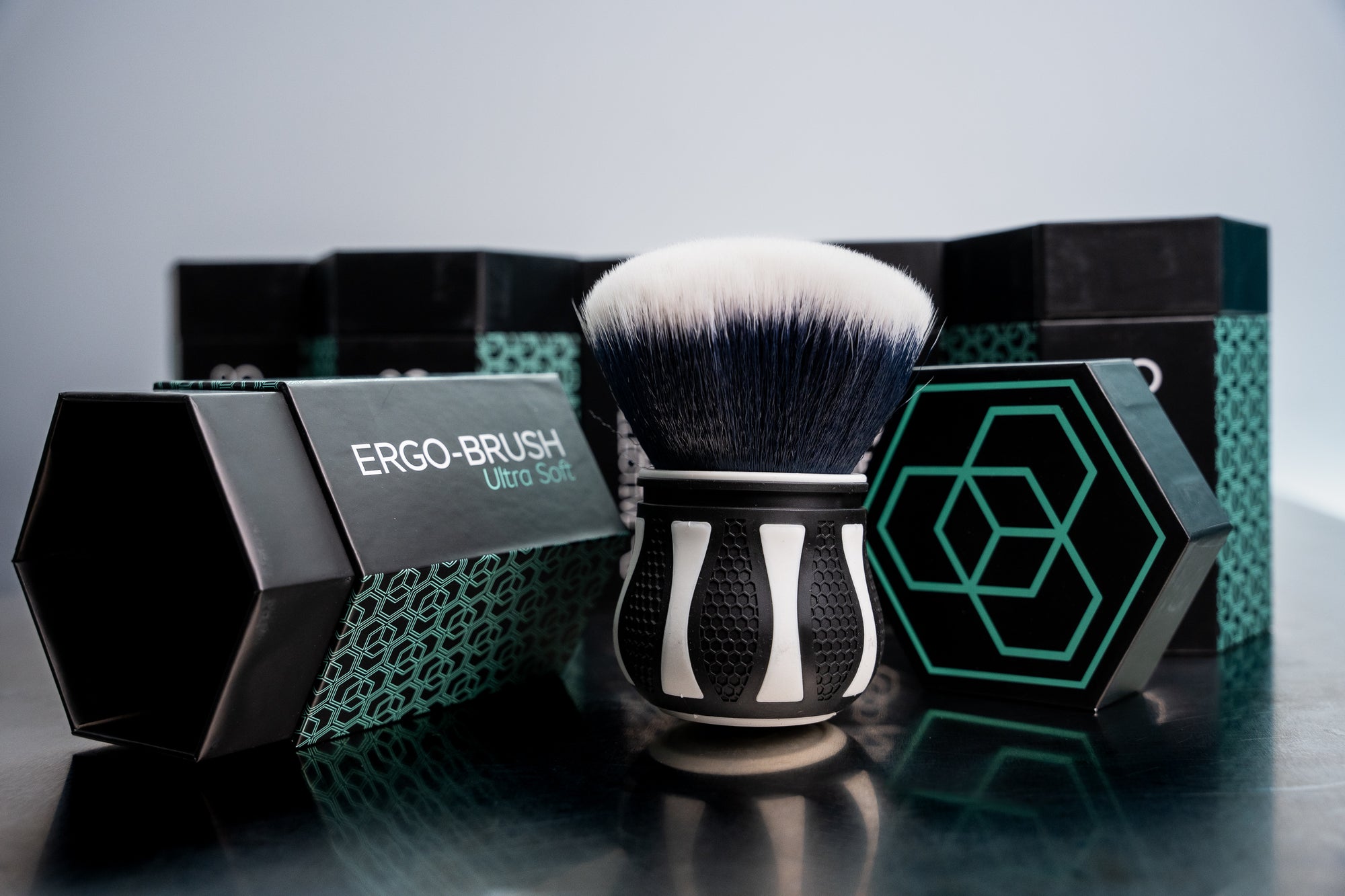 Carbon Collective Ultra Soft Ergo-Brush